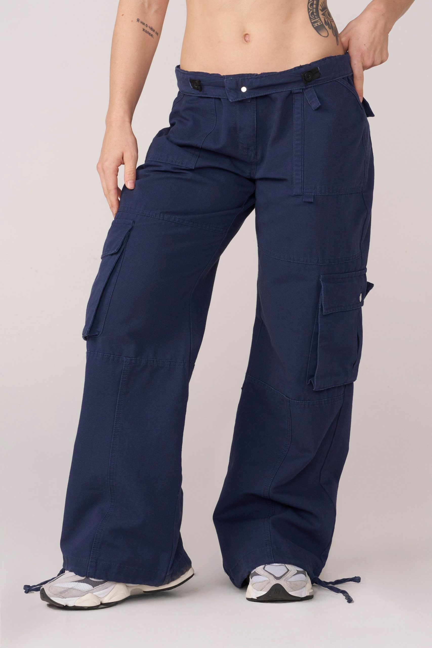 W259 LB Cargos - Image 3