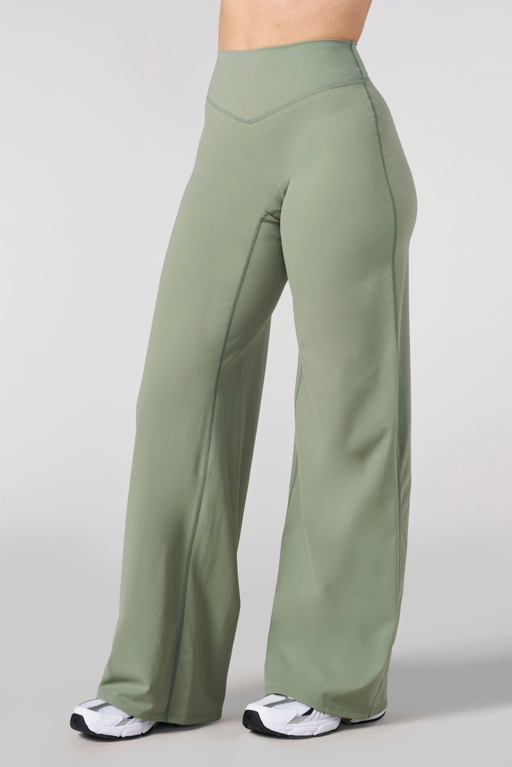 W2257 - Kove Wide Leg Flare Leggings (Regular) - Image 4
