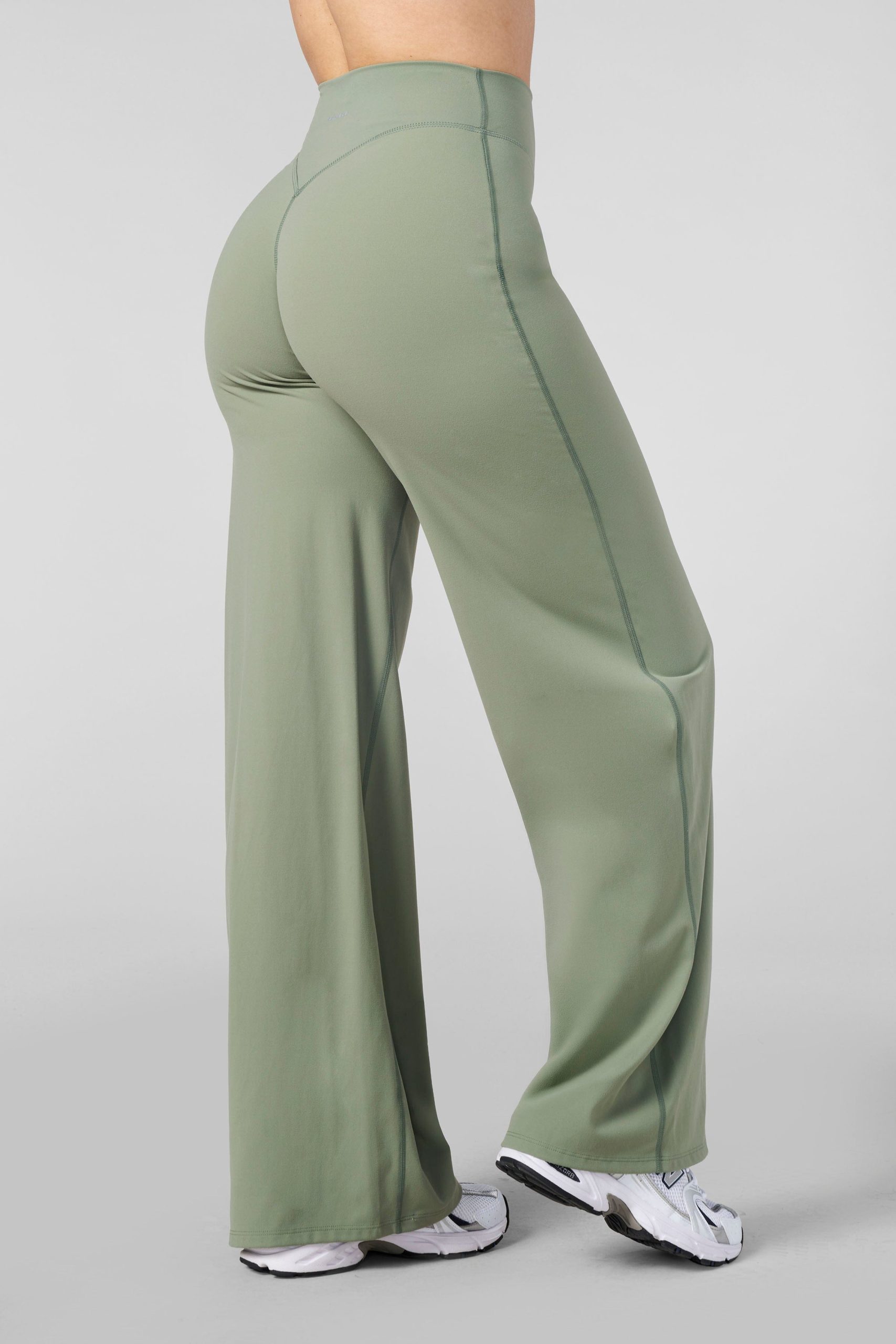 W2257 - Kove Wide Leg Flare Leggings (Regular) - Image 3