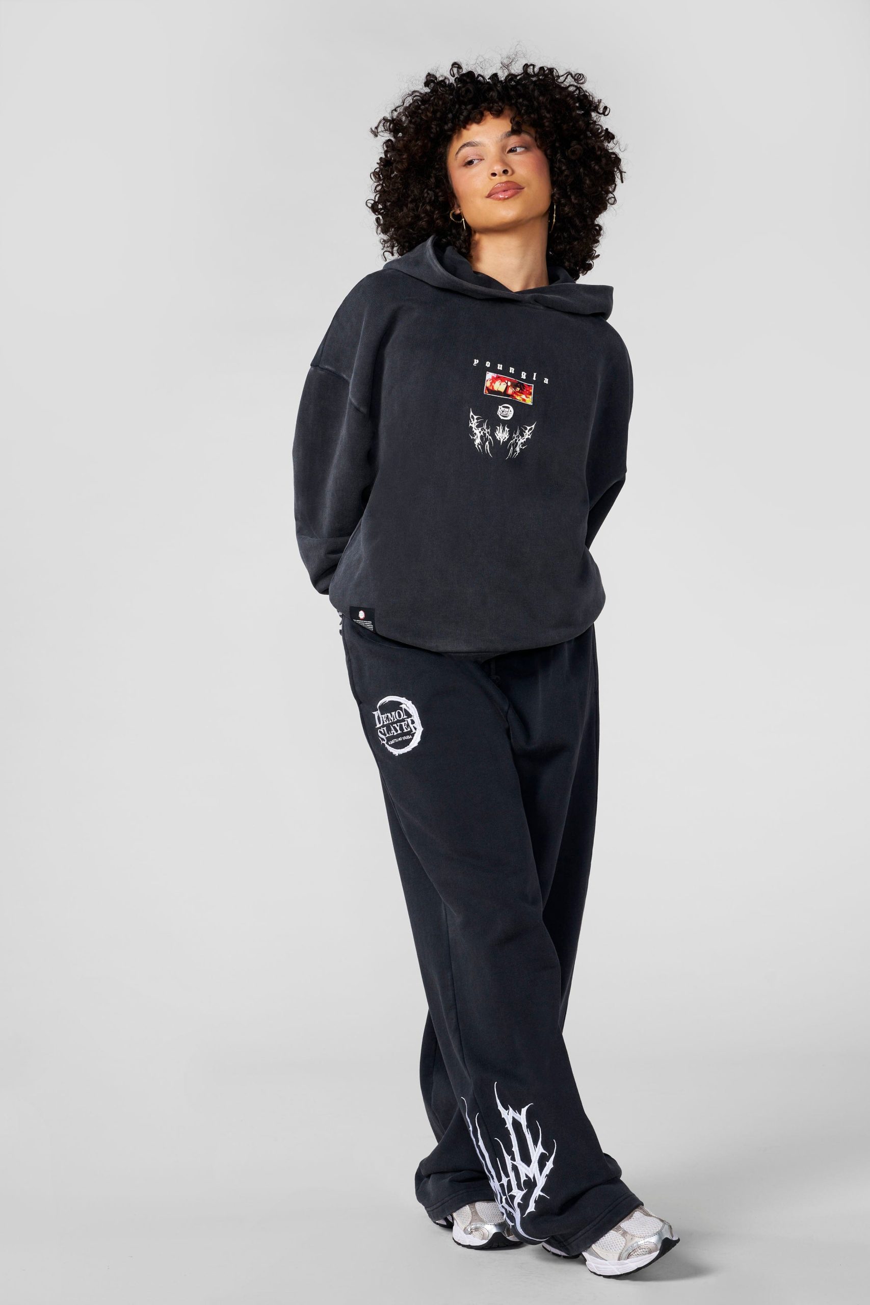 W567 - Demon Slayer: Kimetsu no Yaiba - Hoodie - Image 4