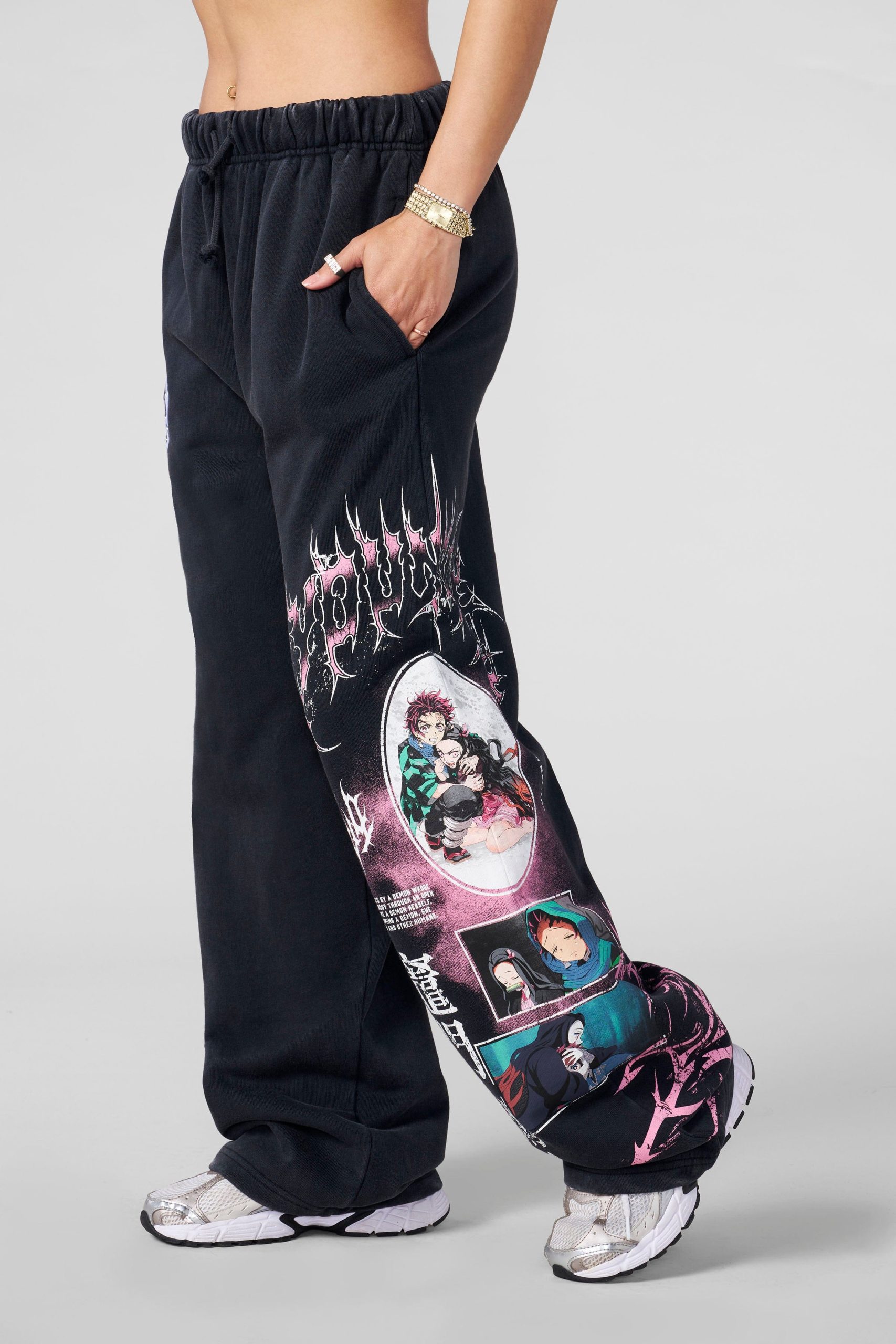 W2242 - Demon Slayer: Kimetsu no Yaiba - Joggers - Image 8