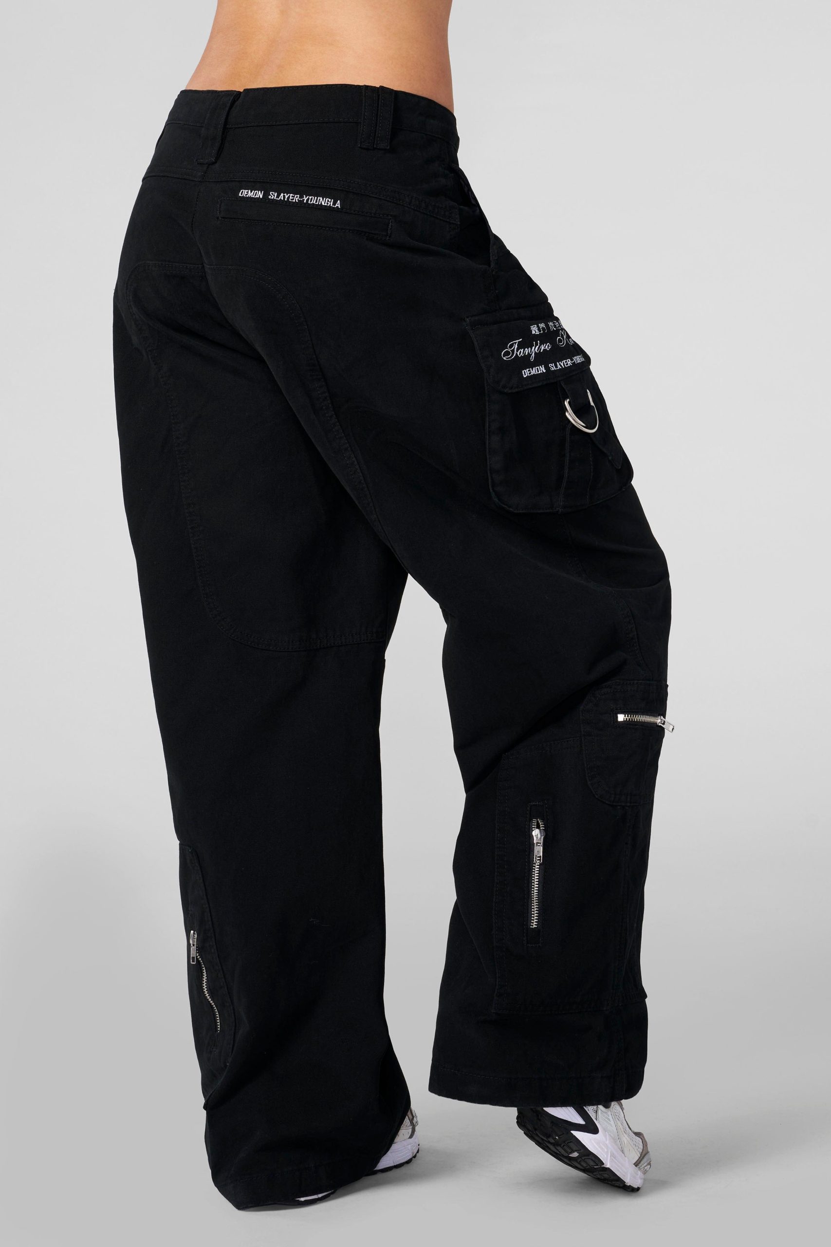 W2112 - Demon Slayer: Kimetsu no Yaiba - Cargo Pants - Image 2