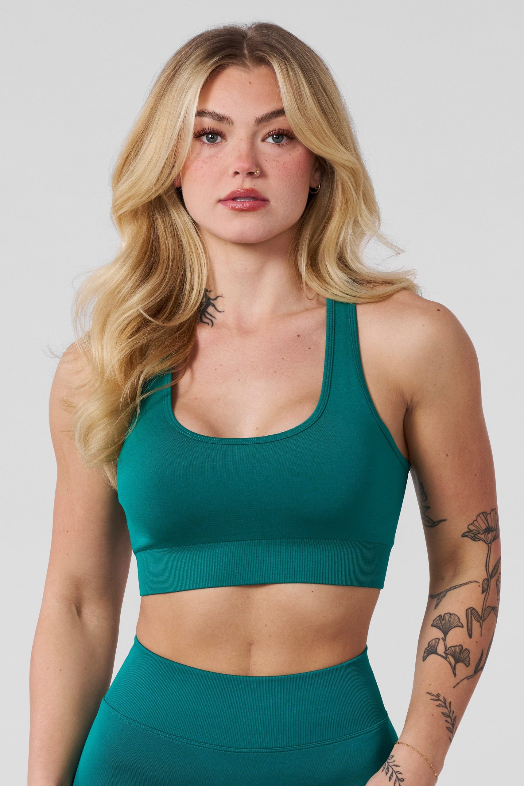 W357 Legacy Seamless Bra - Image 3