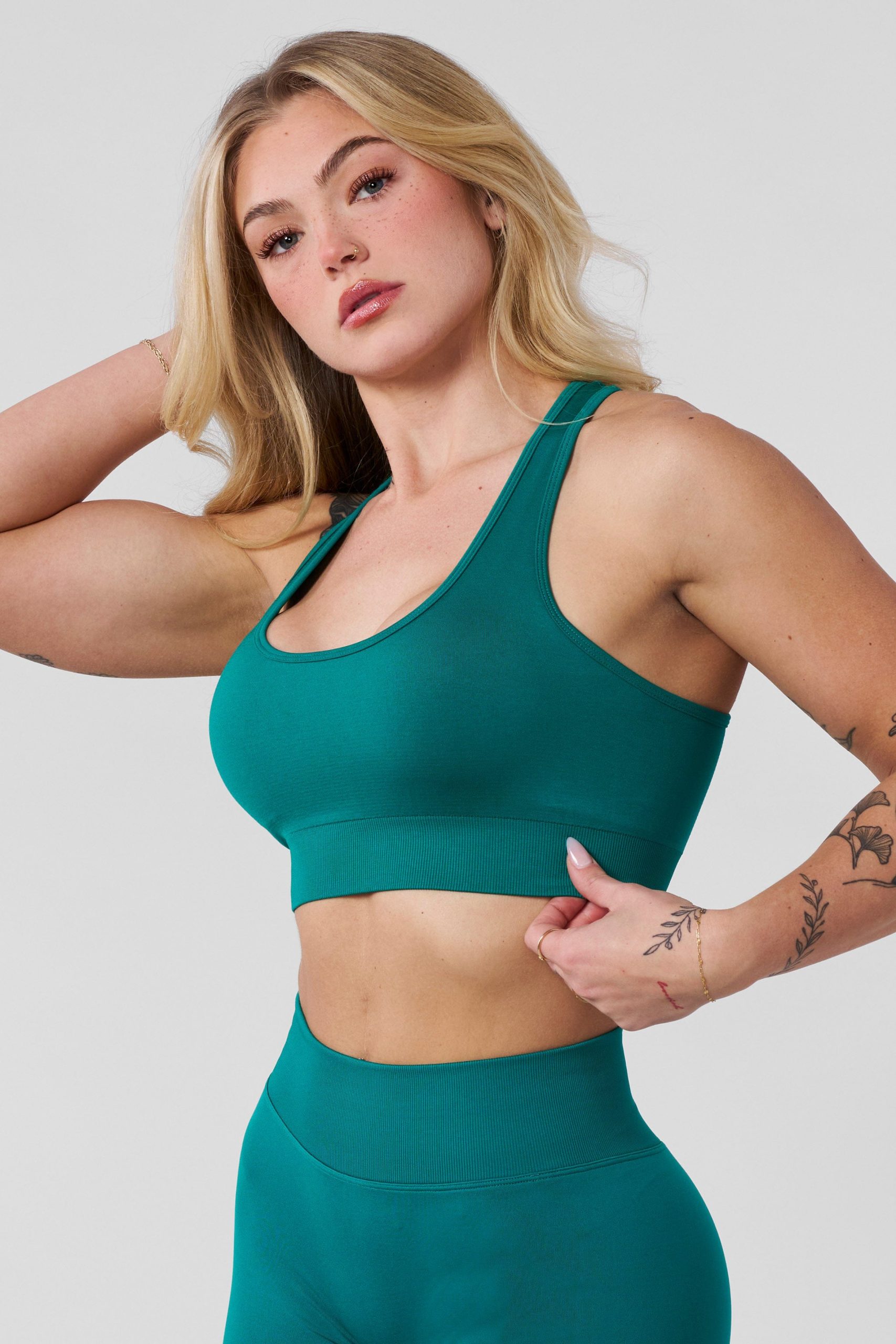 W357 Legacy Seamless Bra - Image 8
