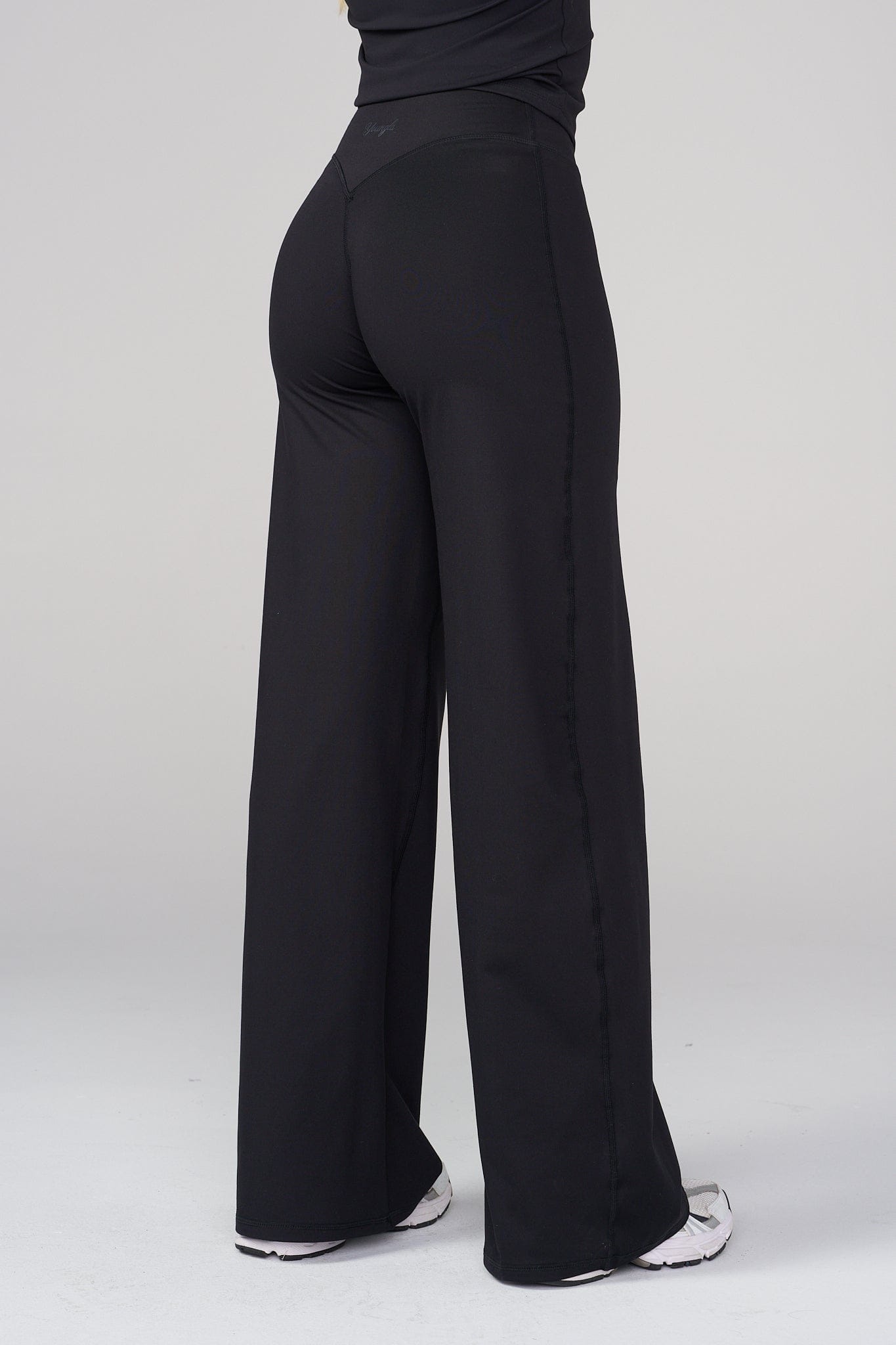 W2227 - Reset Wide Leg Legging - Image 9