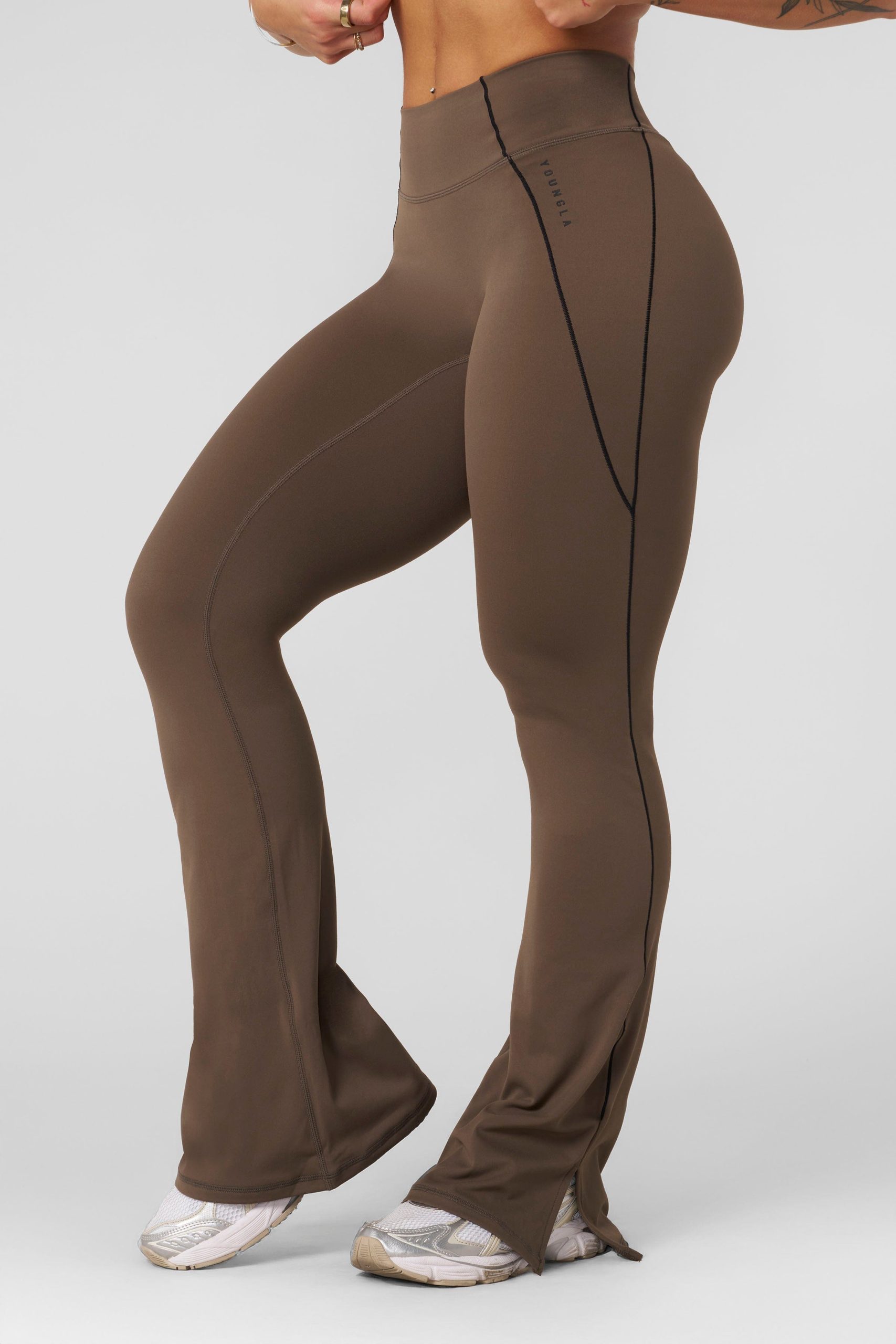 W285 - Elevate Flare Leggings - Image 10