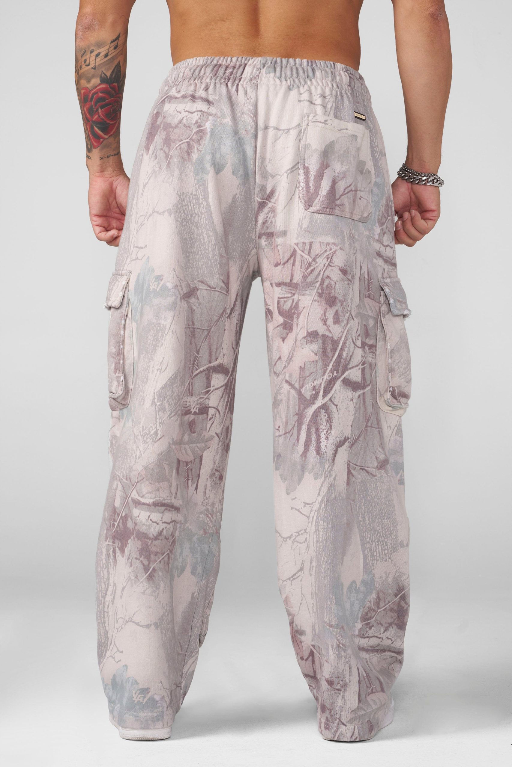 2033 - Heritage Camo Cargo Sweats - Image 6