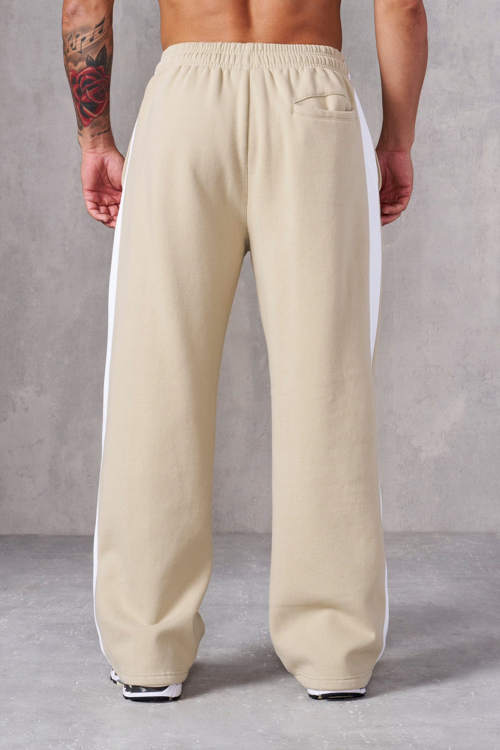 2115 - Timeless Sweats - Image 5