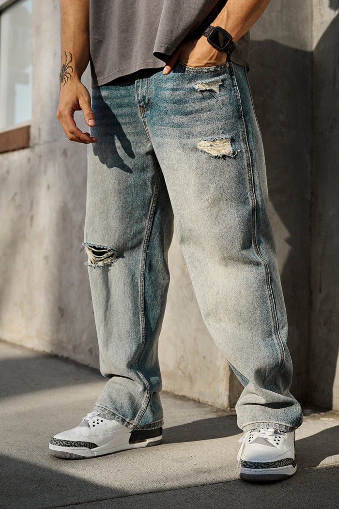 6025 - Straight Fit Ripped Jeans - Image 3