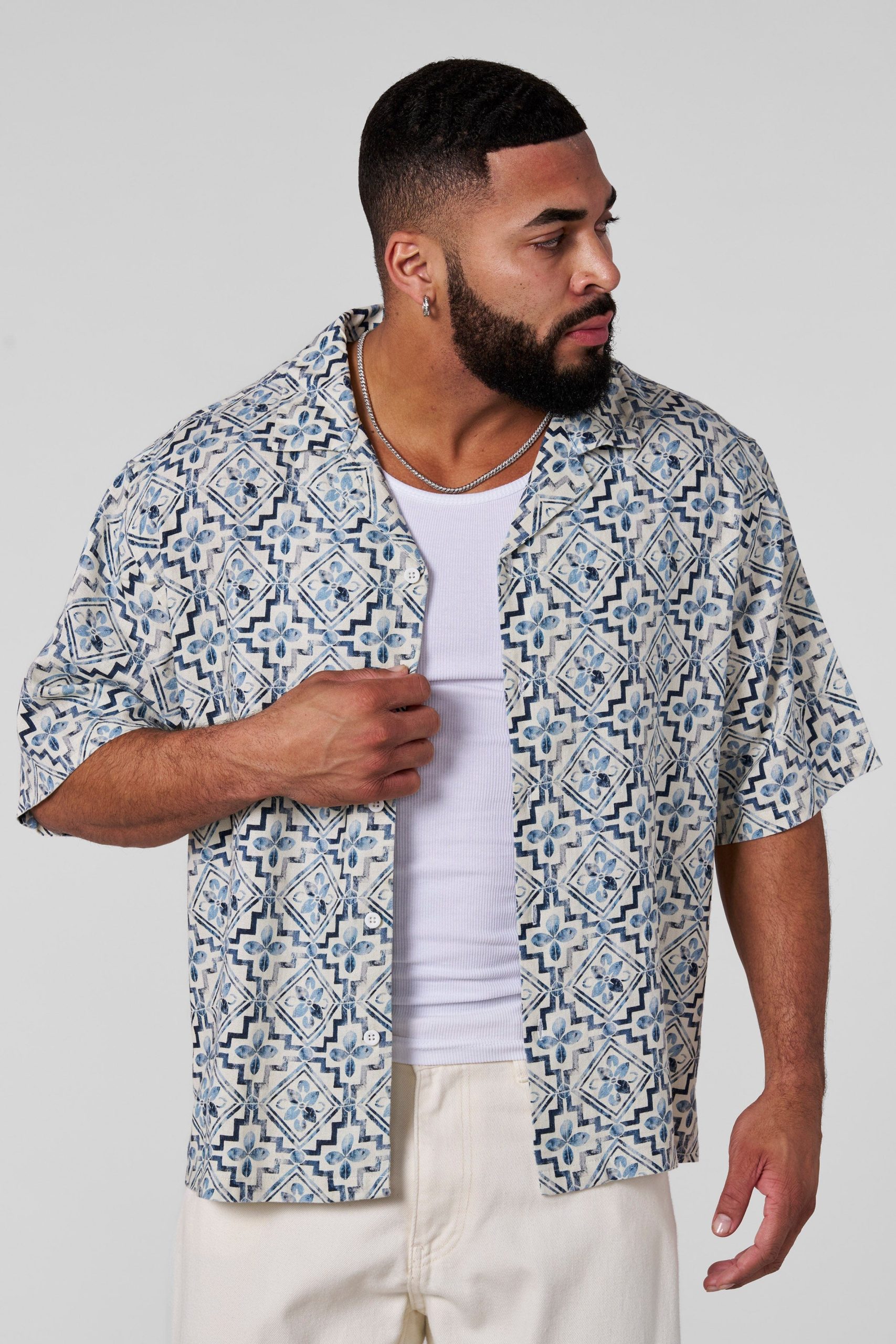 4093 - Mosaic Linen Button-Ups - Image 2