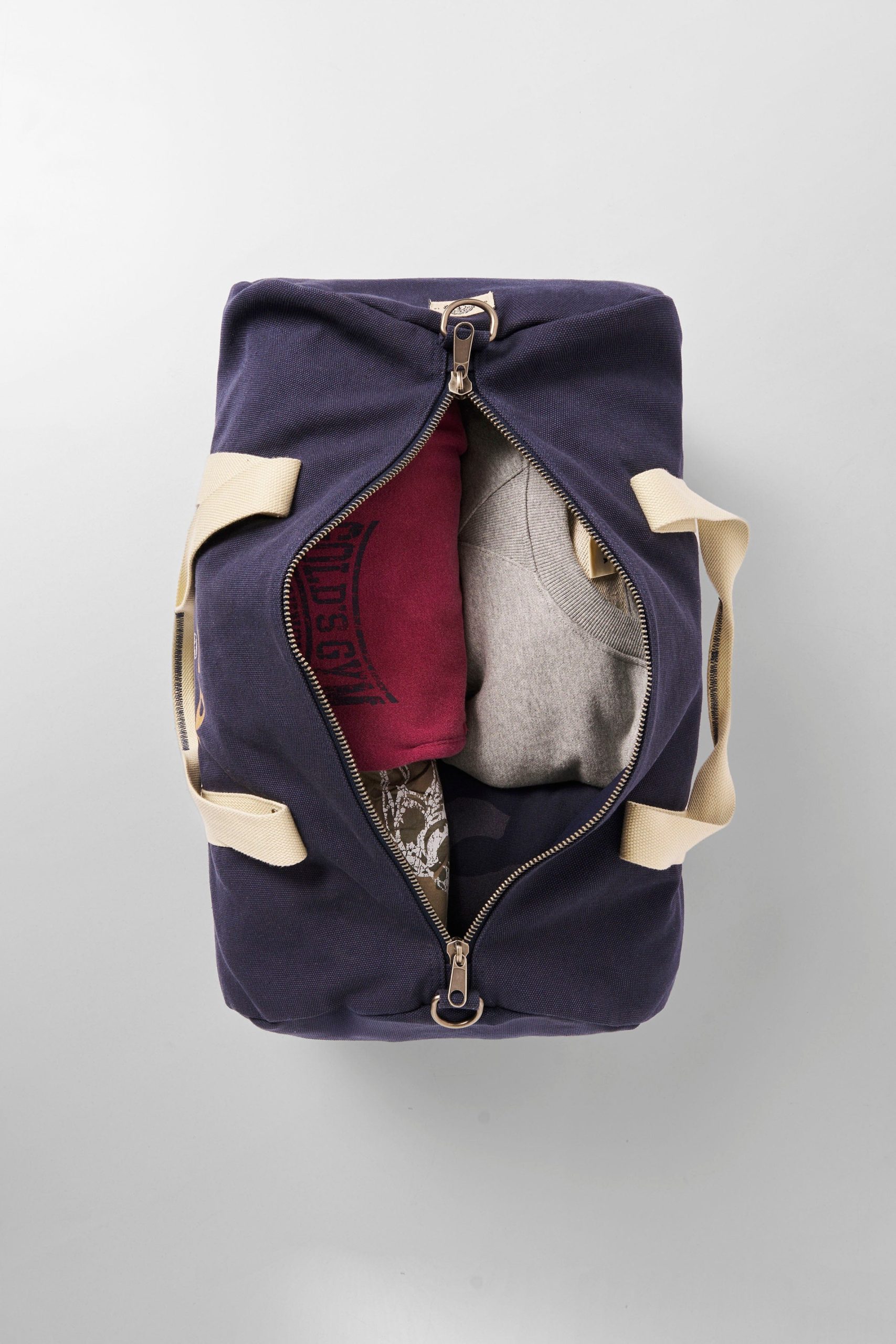 9045 - Gold's Iron Legacy Canvas Bags - Image 5