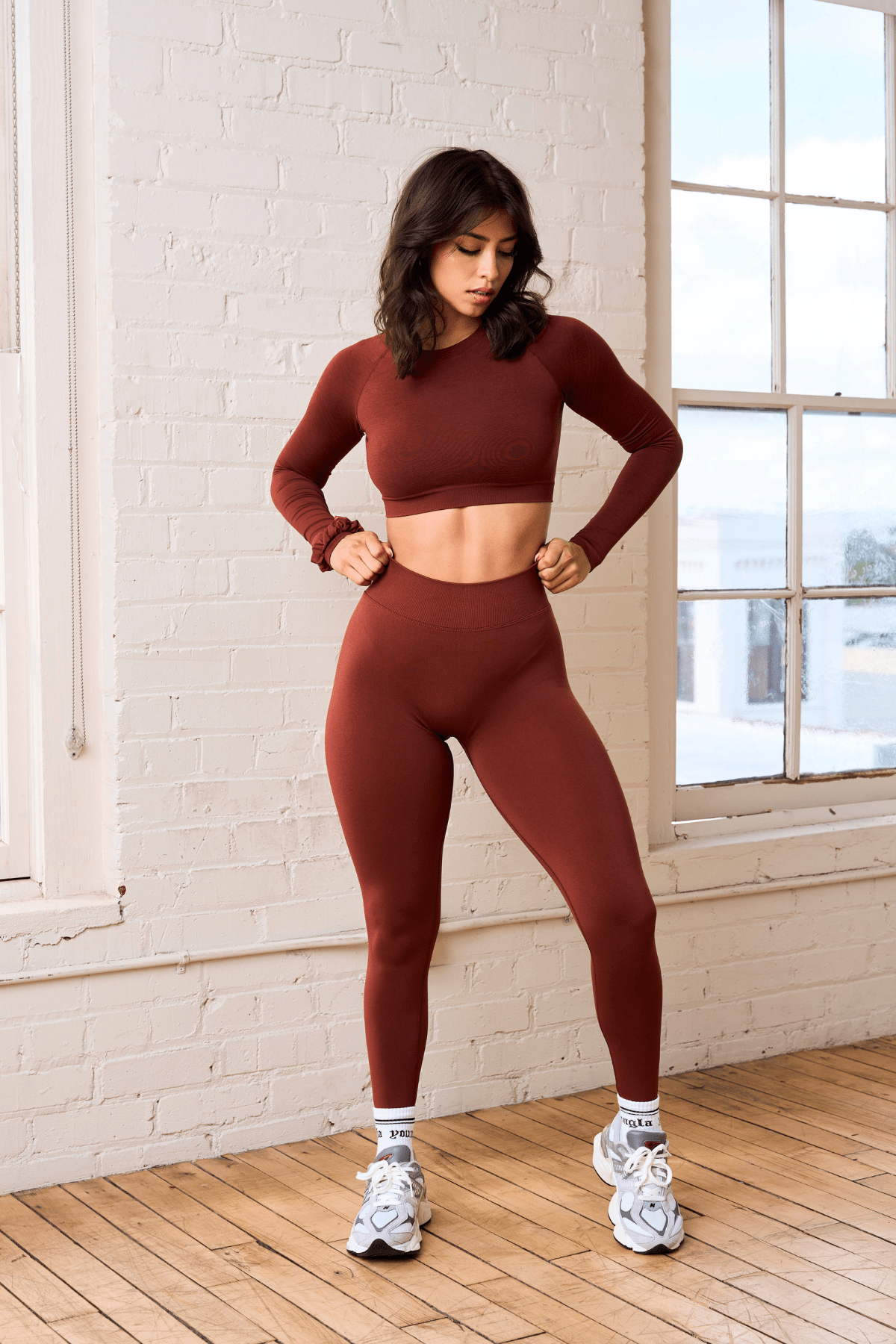 W233 - Curve Seamless Leggings - Image 3