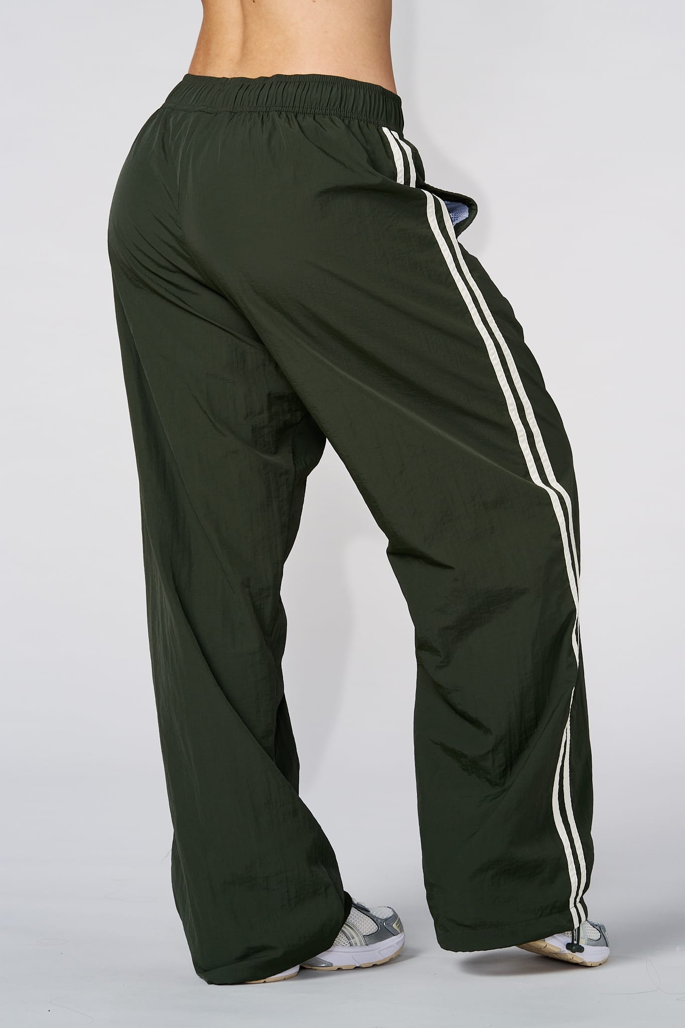 W2246 - Vintage Track Pant - Image 8