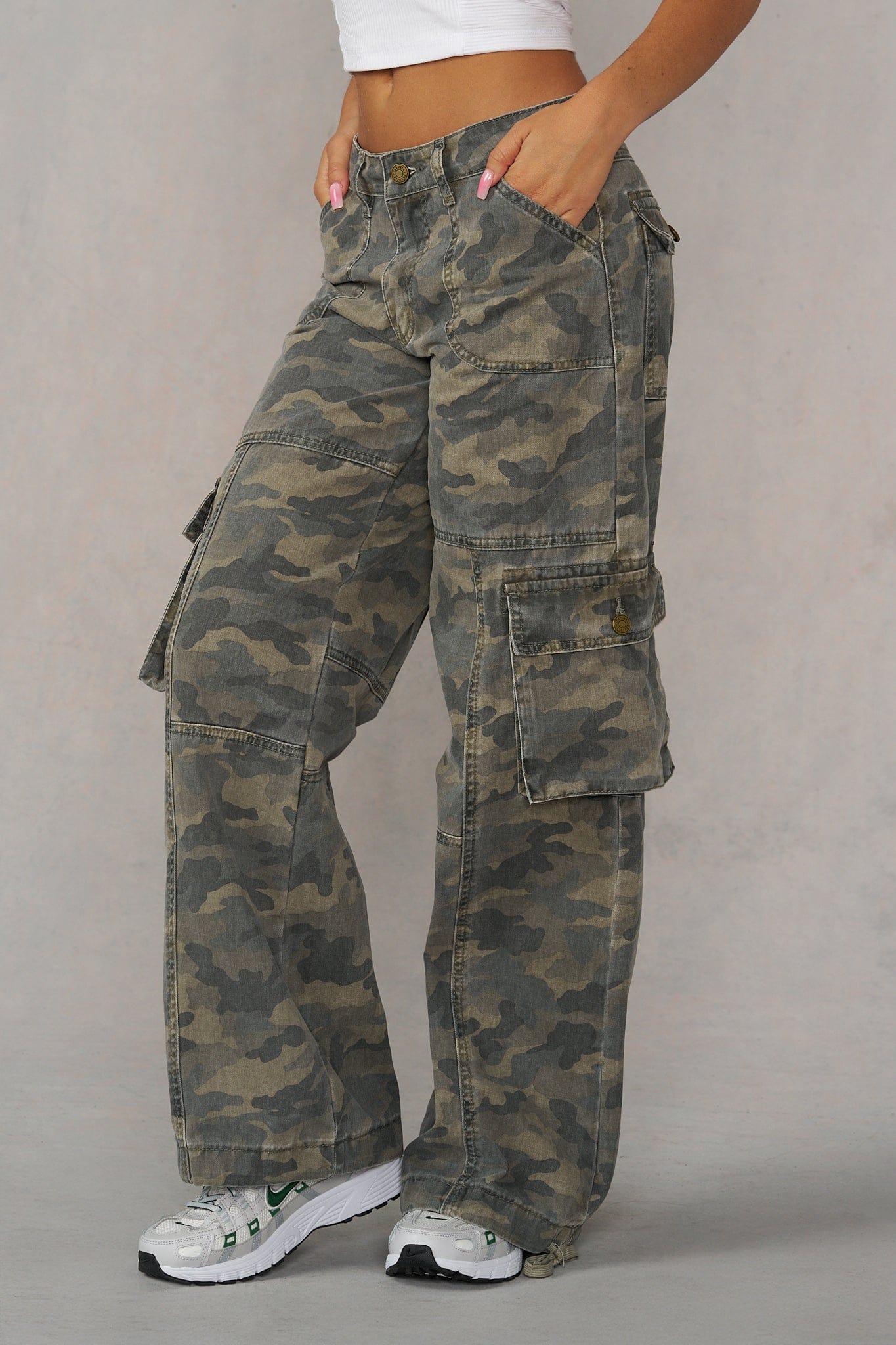 W2132 - Camo Straight Cargo Jeans - Image 2