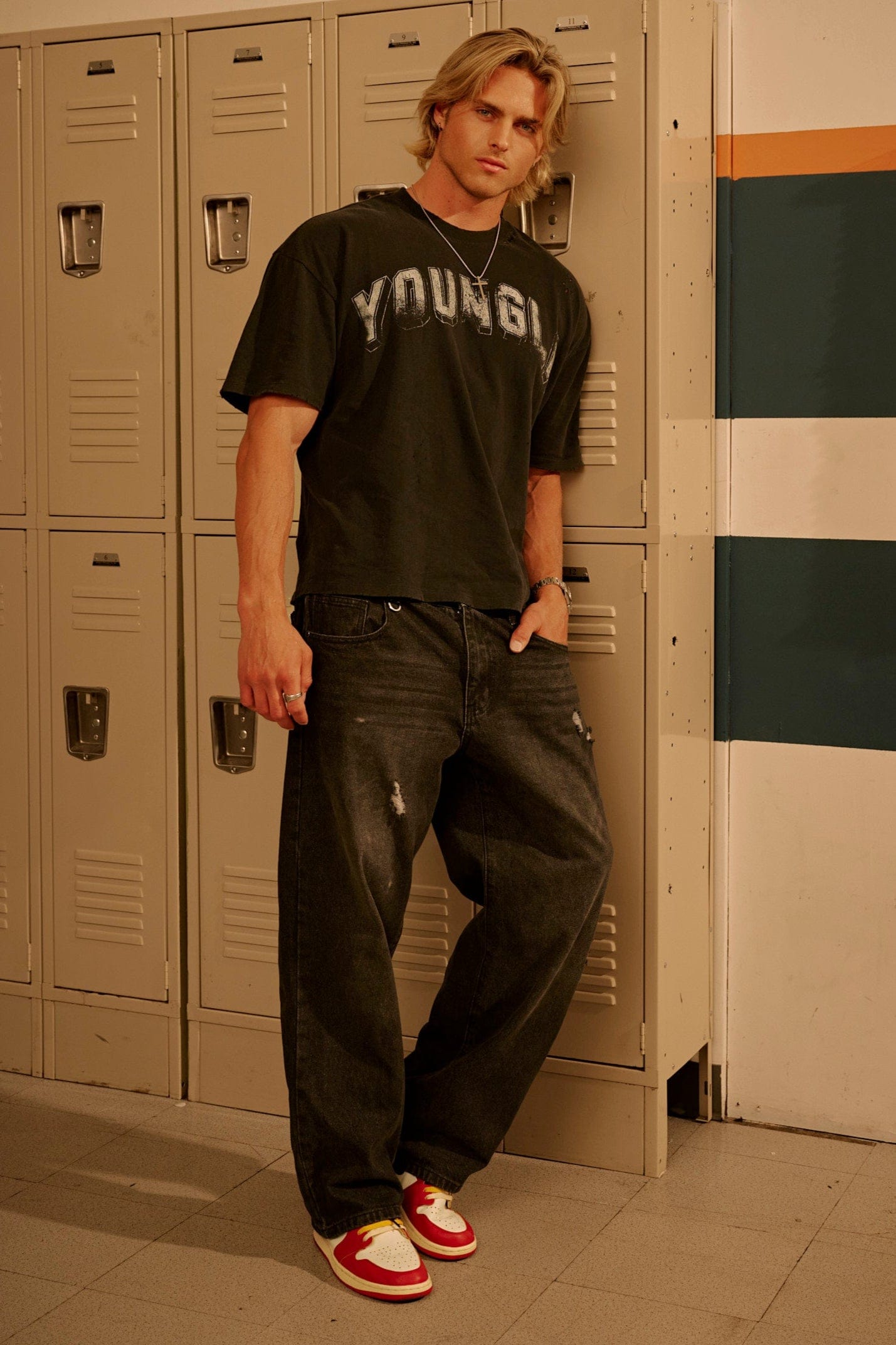 6037 - Loose Essential Jeans - Image 4