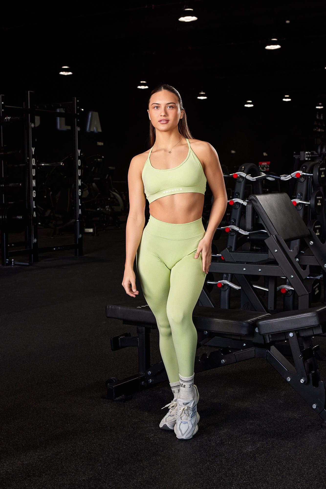 W233 - Curve Seamless Leggings - Image 11