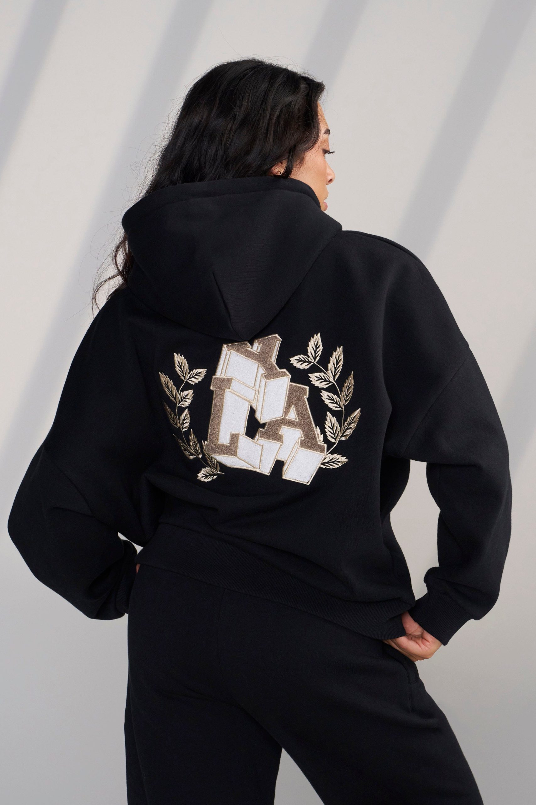 W524 - Teddy Hoodie - Image 13