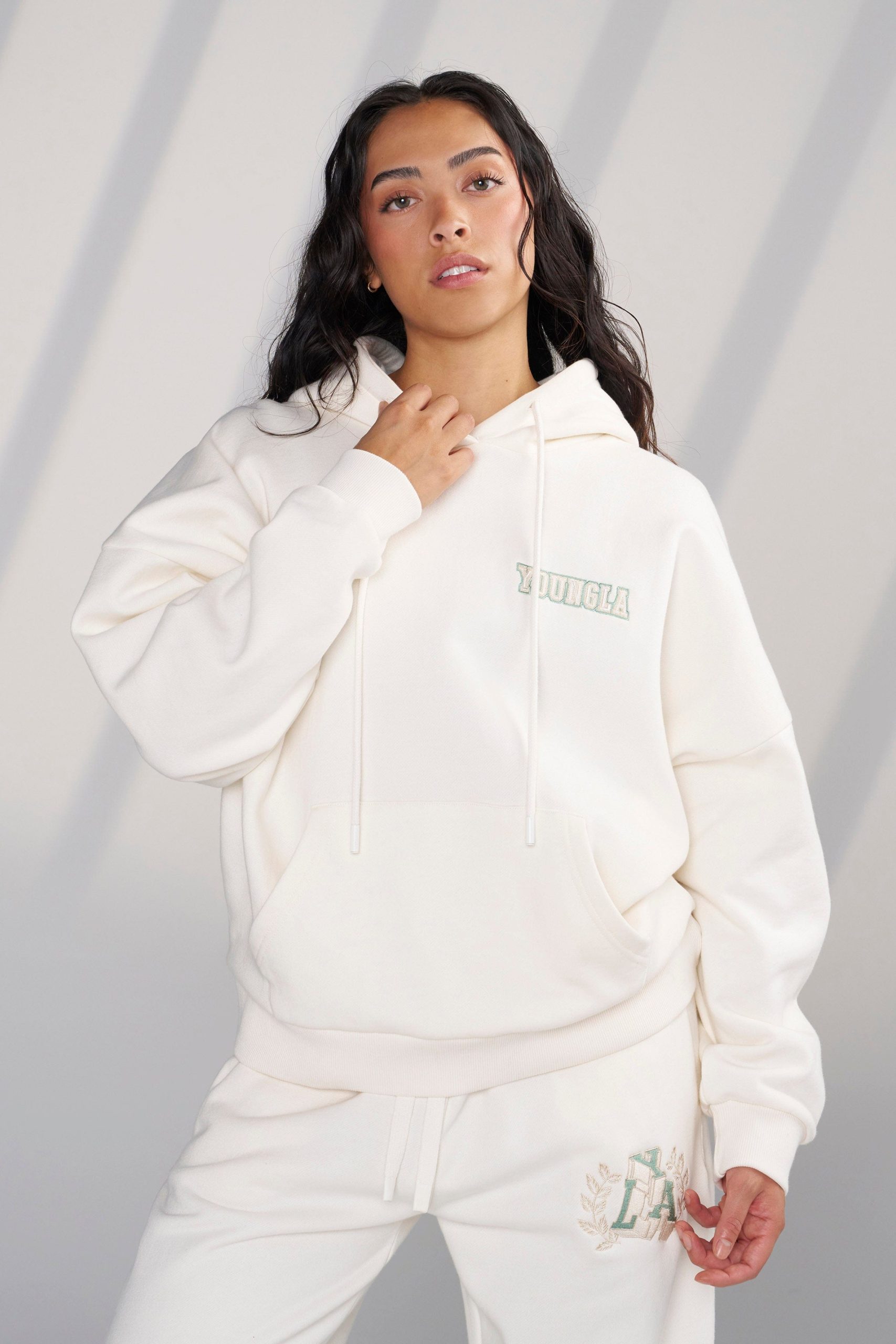W524 - Teddy Hoodie - Image 6