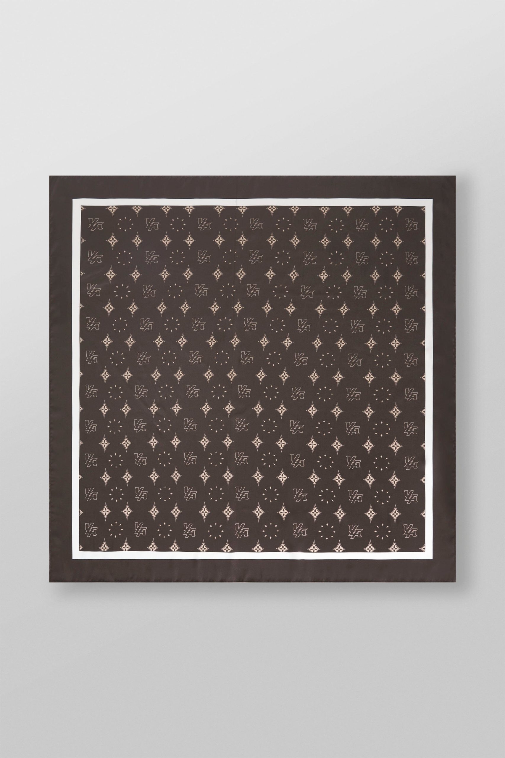 W6120 YLA Scarf - Image 10